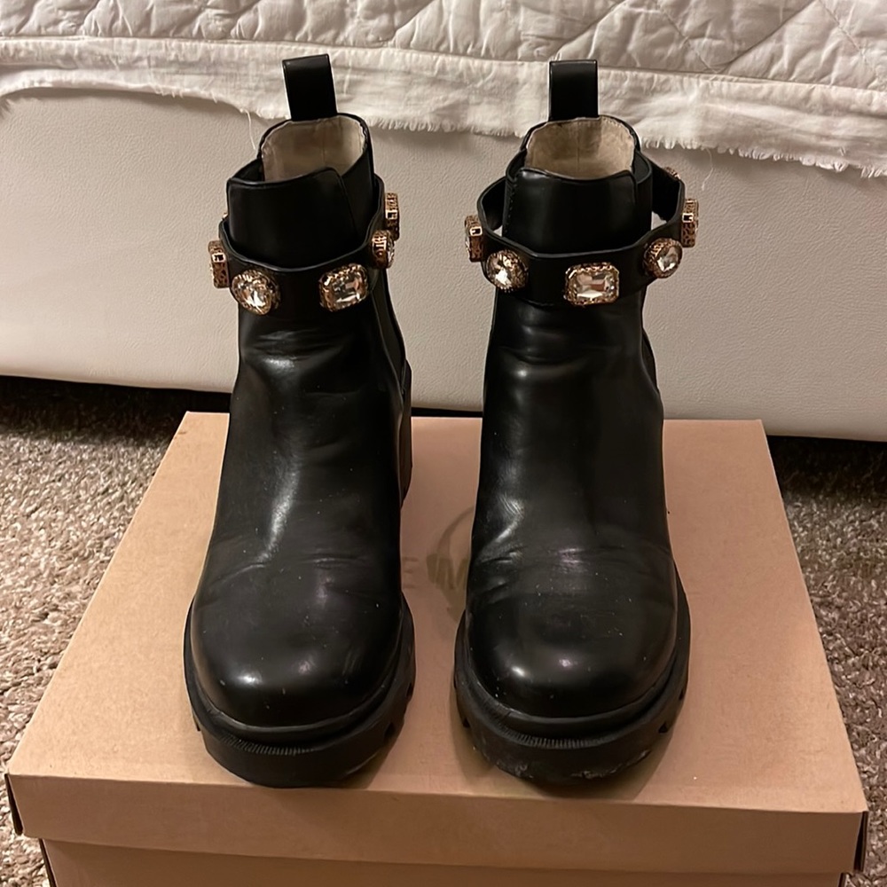 Steve Madden Boots